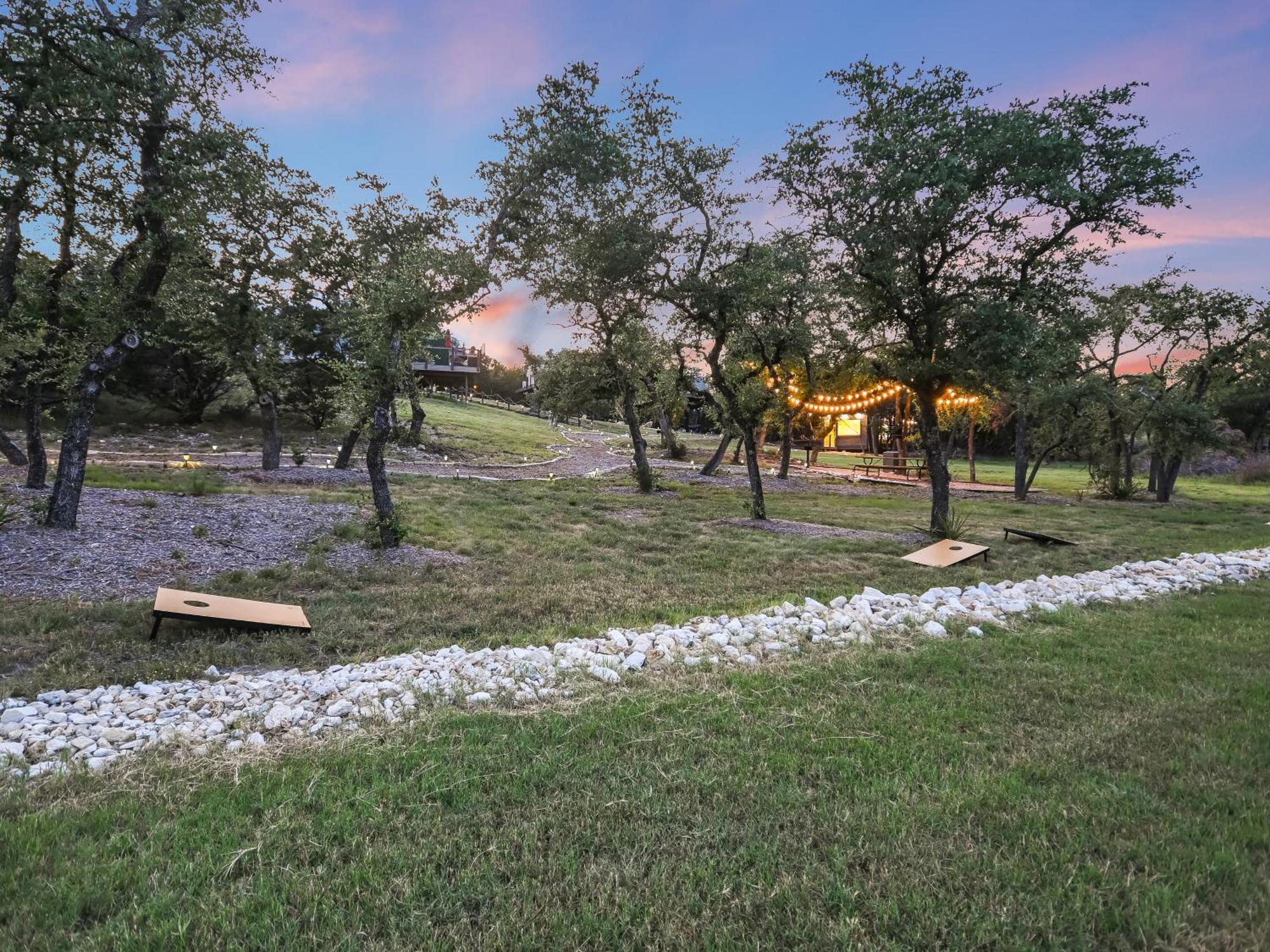 Udoscape Eco-Glamping Resorts Lago Vista Екстериор снимка